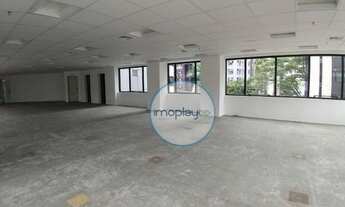 Imagem 4: Conjunto pronto para ocupação de 223 m² com banheiro e copa