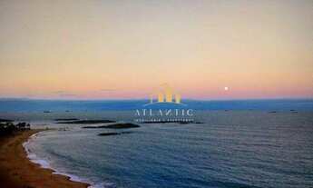 Imagem 1: Frente mar, 2 quartos com suite amplo, lazer completo, sol da manha!