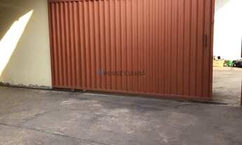 Imagem 4: Casa a venda com 3 quartos e dois pontos comerciais