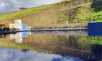 Imagem: Apartamento com um condomínio clube, natureza