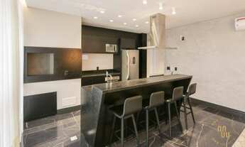 Imagem 4: APARTAMENTO A 800 METROS DO MAR, COM UMA SUÍTE MAIS UM DORMITÓRIO, DOIS BANHEIROS, UMA VAG