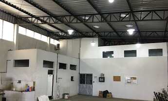 Imagem: Galpão Comercial Conjugado com Sítio em