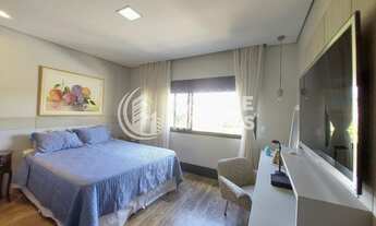 Imagem 2: Sobrado Alto Padrão de frente para o lago 04 Suítes amplas (sendo 01 térrea) Condomínio Ho