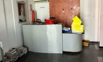 Imagem 3: Imóvel comercial para aluguel tem 450 metros quadrados com 7 quartos