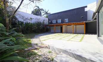 Imagem 5: Casa para venda possui 1333 metros quadrados com 20 quartos em Jardim América - São Paulo