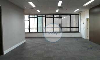 Imagem: Conjunto comercial com 299 m² e 08 vagas
