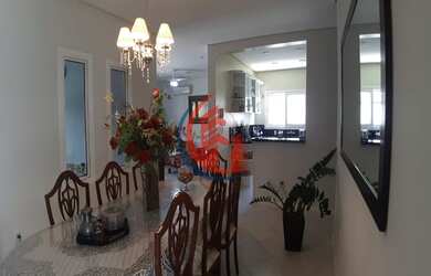 Imagem 7: Casa térrea com amplo quintal área gourmet e suíte com hidro em condomínio de alto padrão