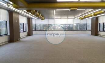 Imagem 2: Laje comercial com 586m², com 06 banheiros, ar condicionado, 10 vagas e piso vinílico