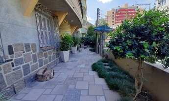 Imagem 2: Apartamento térreo na Cidade Baixa