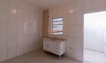 Imagem 5: Sobrado de vila, com 2 dorm, sala,quintal, area de serviço coz, banheiro social. Oportunid