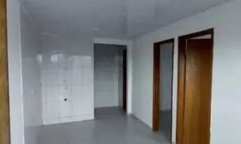 Imagem 4: Apartamento para aluguel possui 45 metros quadrados com 2 quartos em Atuba - Colombo - PR