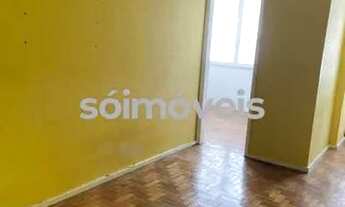 Imagem 3: Apartamento para venda tem 65 metros quadrados com 2 quartos em Copacabana - Rio de Janeir