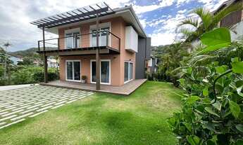 Imagem: Casa mobiliada à venda na Praia da Silveira