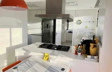 Imagem 7: Apartamento de Luxo com Vista Espetacular - Requinte e Conforto em um Espaço Amplo