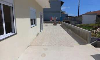 Imagem 7: Prédio comercial e residencial no centro de Barra Velha