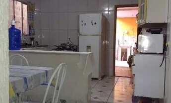 Imagem 2: DE QUEIROZ. CASA AMPLA COM VALOR ACESSÍVEL! CONFIRA!