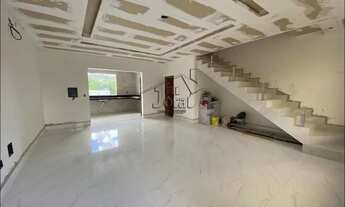 Imagem 5: Casa de 198 m² de área construída com 3 quartos(st) no bairro Alto Esplanada