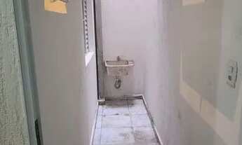 Imagem 5: Casa de condomínio para aluguel possui 30 metros quadrados com 2 quartos