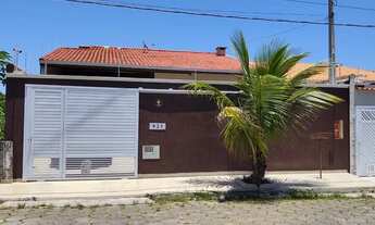 Imagem: Casa para venda tem 105 metros quadrados