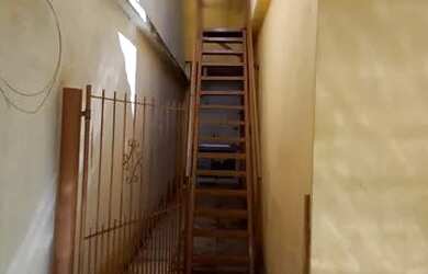 Imagem 4: Casa para aluguel possui 90 metros quadrados com 2 quartos em Caiçaras - Juiz de Fora - MG