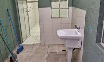 Imagem 3: Casa Três Quartos Alto Boqueirão - Condomínio Fechado