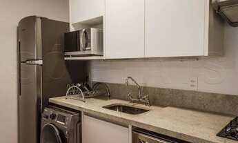 Imagem 3: Residencial Pamplona, a duas quadras da Av. Paulista, portaria blindada e adaptada para de