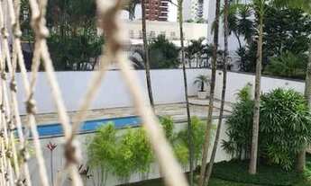 Imagem 6: Apartamento para aluguel e venda possui 220 metros quadrados com 3 quartos