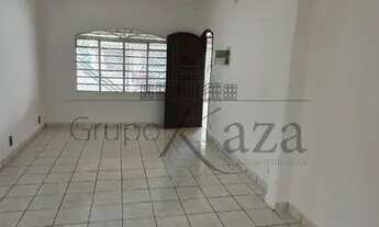 Imagem 4: Casa para aluguel tem 180 metros quadrados com 4 quartos