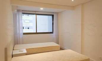 Imagem 6: Residencial Pamplona, a duas quadras da Av. Paulista, portaria blindada e adaptada para de