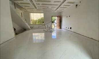 Imagem 6: Casa de 198 m² de área construída com 3 quartos(st) no bairro Alto Esplanada