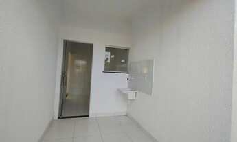 Imagem 6: Casa 2/4 na Mangabeira - Amplo Quintal e Localização Privilegiada por R$ 190 mil