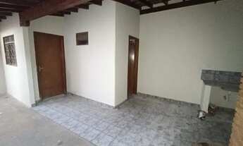 Imagem 3: Alugo casa 3 quartos e amplo terreno no bairro Interlagos - Três Lagoas / MS