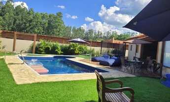 Imagem 6: Casa de condomínio para venda tem 196 metros quadrados com 3 quartos