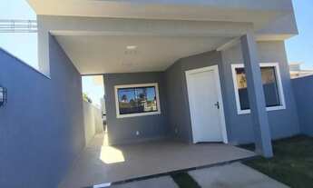 Imagem: Casa com 3 Quartos e 3 banheiros à Venda