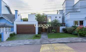 Imagem 2: Casa com elevador e 4 dormitórios