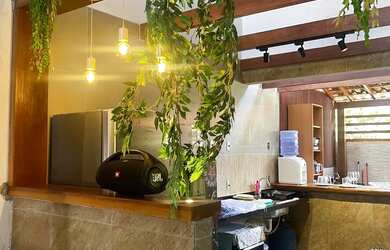 Imagem 7: Linda Casa MOBILIADA. Pé na Areia. ALUGA ANUAL ou Temporada. Cond. Alto Padrão