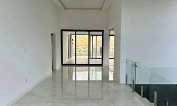 Imagem 5: Casa com 04 suítes, espaço gourmet e piscina no Alphaville