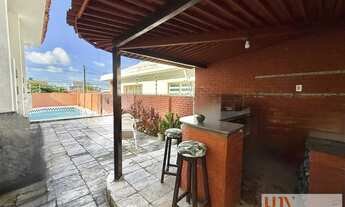 Imagem 2: Casa com 250 m², 3 quartos e área de lazer no bairro dos Ipês