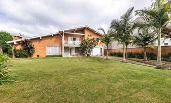 Imagem: Casa com 4 suítes (1.494m² área total)