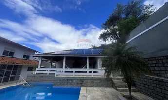 Imagem 4: Casa Trindade conforto, luz e localização perfeita em Florianópolis