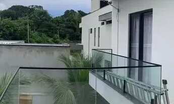 Imagem 3: Casa Duplex no Mosaico 3 Qts, todos com varanda, sendo 1 Suíte Piscina com Cascata