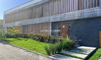 Imagem 2: Casa moderna à venda, 558 m² com 5 quartos, condomínio fechado - Rio Tavares