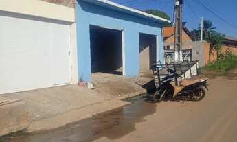 Imagem 2: Salão lajeado na parte alta da Lagoa do Pau