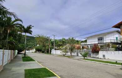 Imagem 5: Terreno à venda no bairro Daniela com 720m², ideal para sua construção