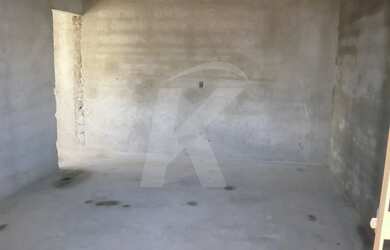 Imagem 7: Prédio comercial com 03 salões de 180 metros quadrados cada