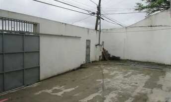 Imagem 6: Salão Comercial de Aproximadamente 92m² com 3 Banheiros e 6 Vagas