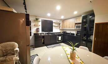 Imagem 4: Amplo sobrado Casa com 2 dormitórios