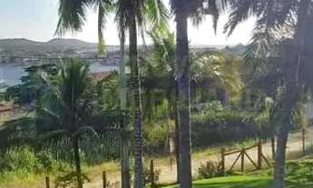 Imagem 4: Casa colonial com 4 quartos sendo 3 suítes