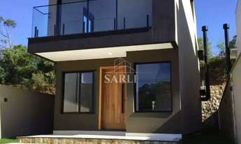 Imagem: Casa com 03 dormitorios no Bairro Saco Grande