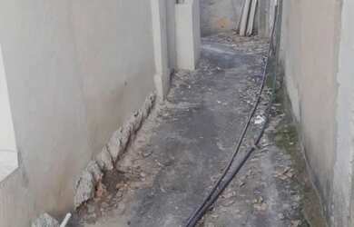 Imagem 4: Casa, 2 quartos, sala, cozinha, banheiro, área de serviço, varanda/frente, quintal, Docum